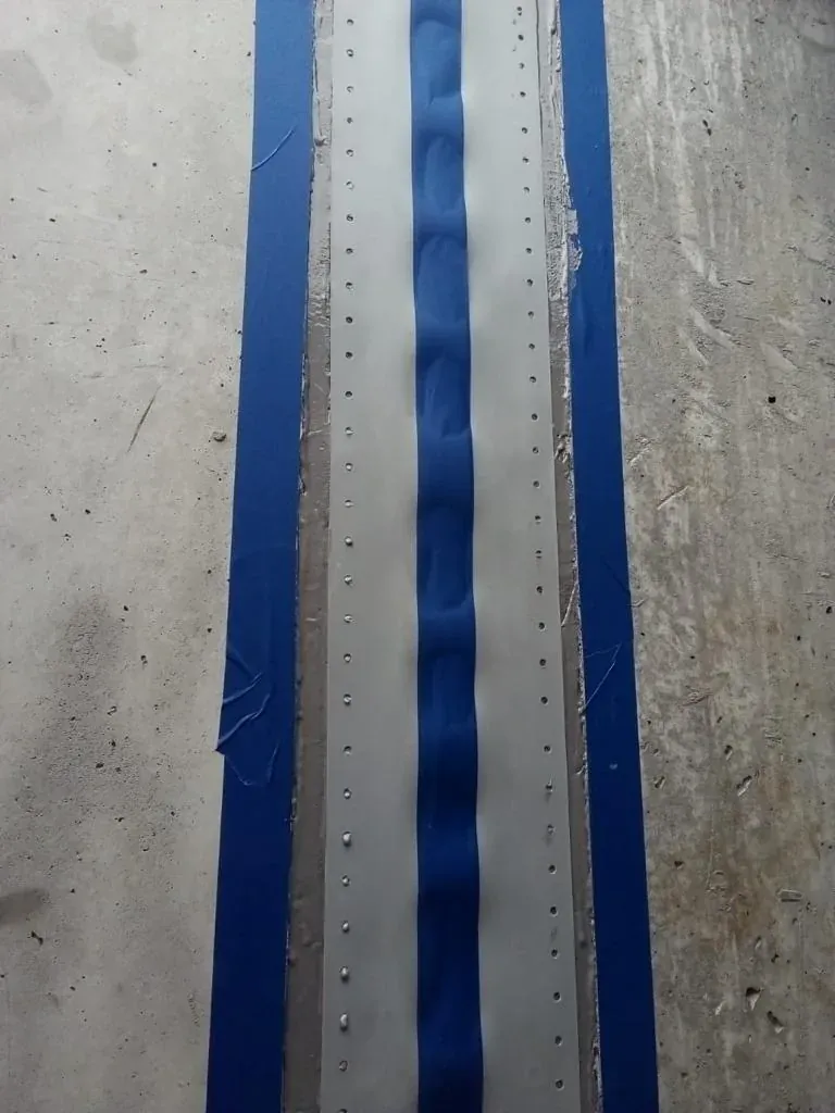 KÖSTER Joint Tape 30 Cm- Cinta Termoplástica para de Junta de Dilatación Hasta 20CM, foto 2